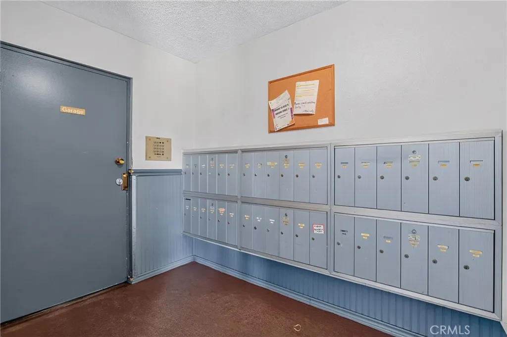 Mail boxes room by Main enter. Mail boxes room by Main enter.