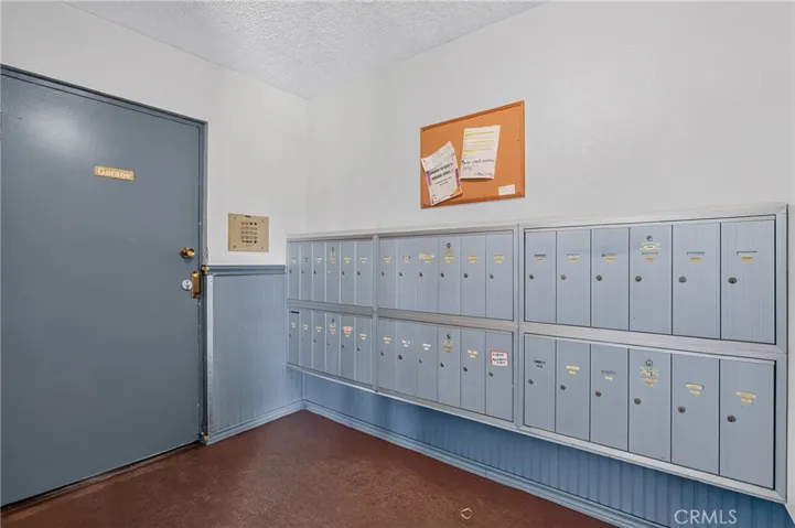 Mail boxes room by Main enter.