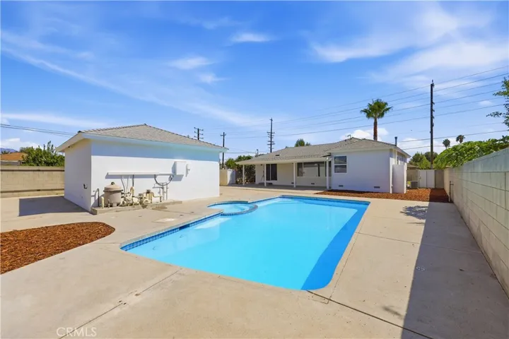 14807 San Fernando Mission Boulevard, San Fernando, California 91345 — photo 4