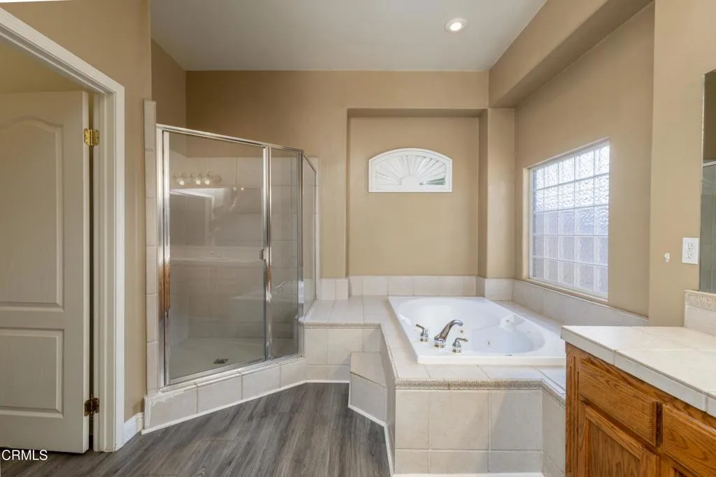 32_master_bathroom_1 32_master_bathroom_1