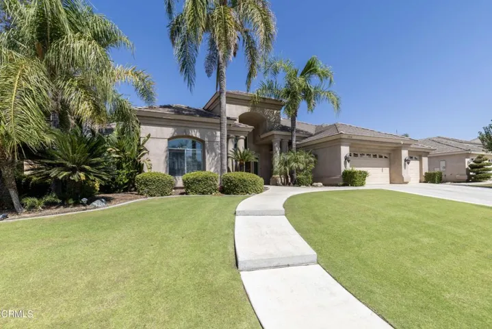 02_front_exterior_1