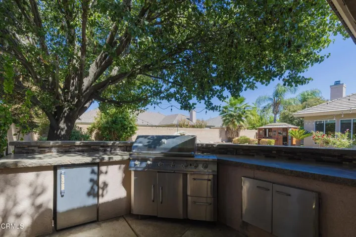43_outdoor_kitchen