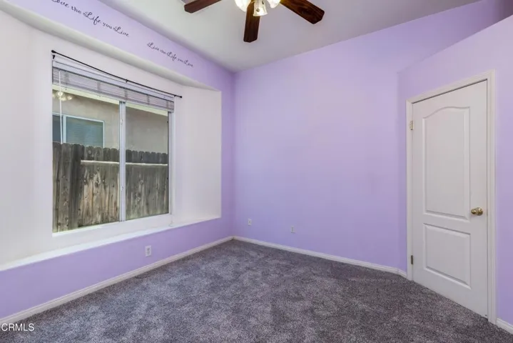 26_bedroom_2