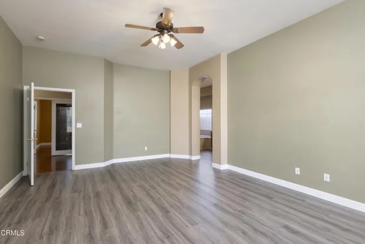 16_living_room_6