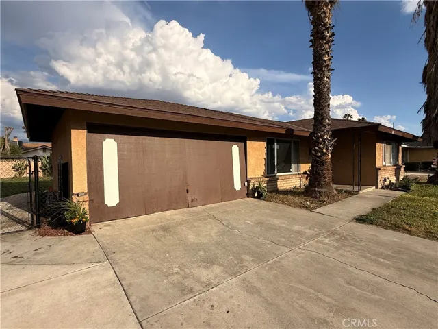 542 N Girard, Hemet, California 92544 — photo 4