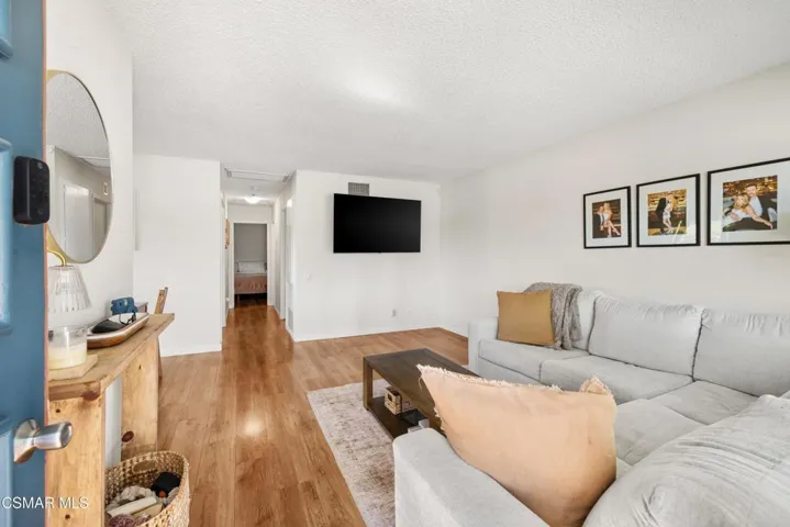 1659 E Avenida De Las Flores, Thousand Oaks, California 91362 — photo 4