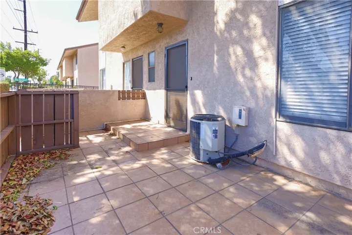 21603 Villa Pacifica Circle 32, Carson, California 90745 — photo 4