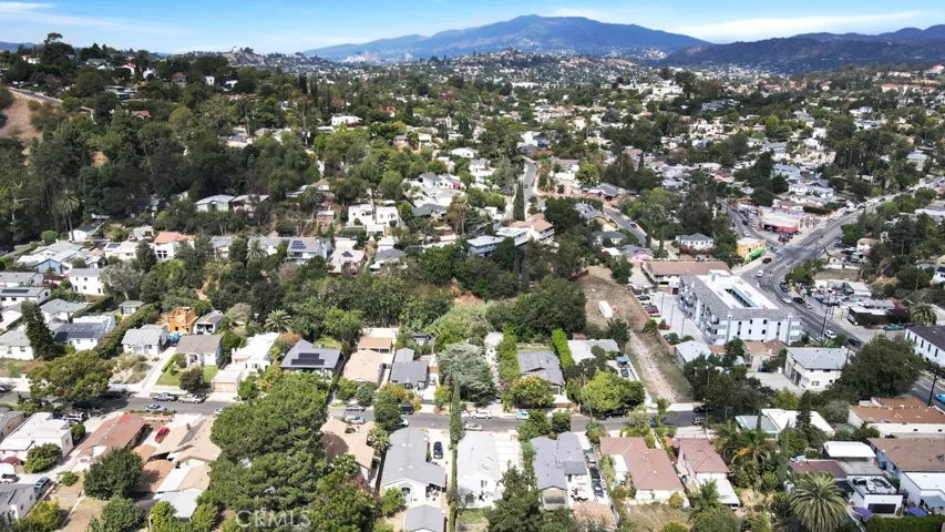 4950 Aldama, Los Angeles, California 90042 — photo 4