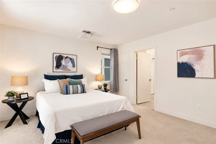 Guest Suite - Private entrance - 1st floor (See VIDEO for layout)