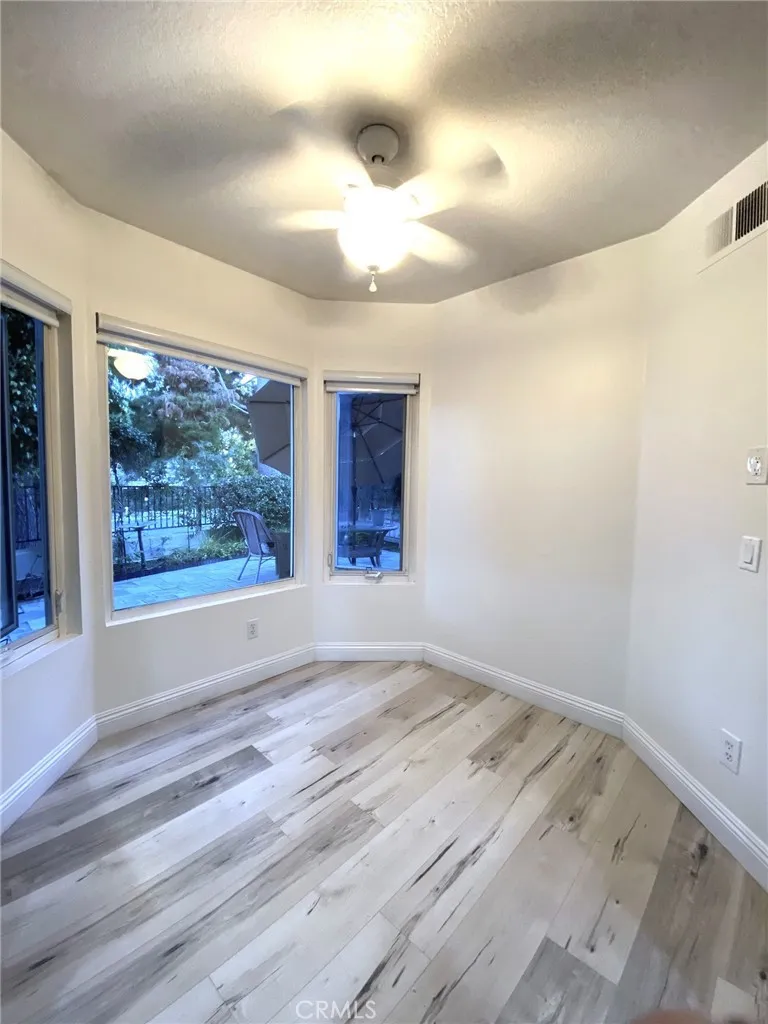 Breakfast nook