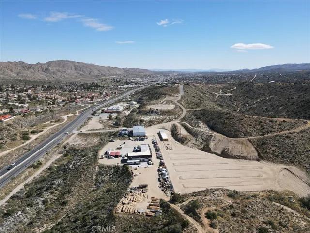 7886 Shafter, Yucca Valley, California 92284 — photo 4