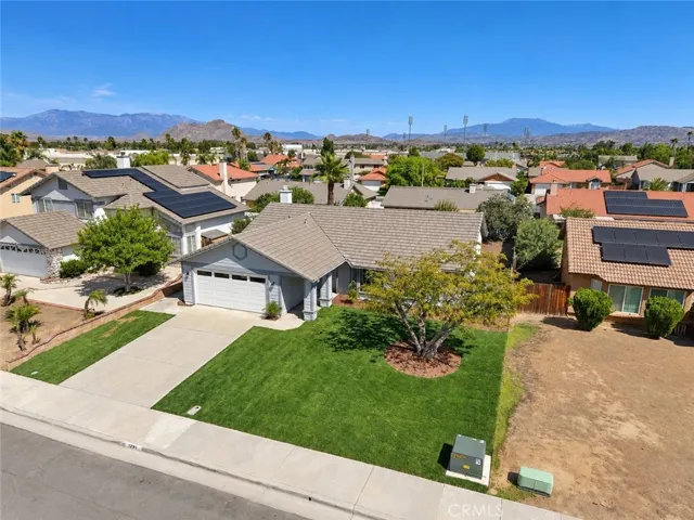 1291 Comiskey Court, Perris, California 92571 — photo 4