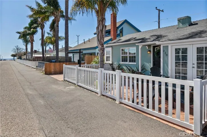 220 Capistrano Avenue, Pismo Beach, California 93449 — photo 4
