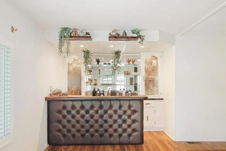 Large Living Room with Wet Bar