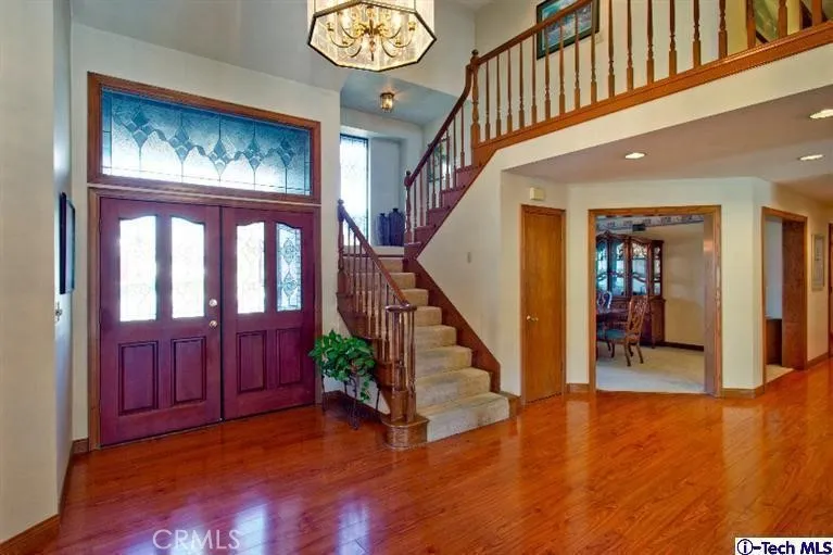 gallery-image 2