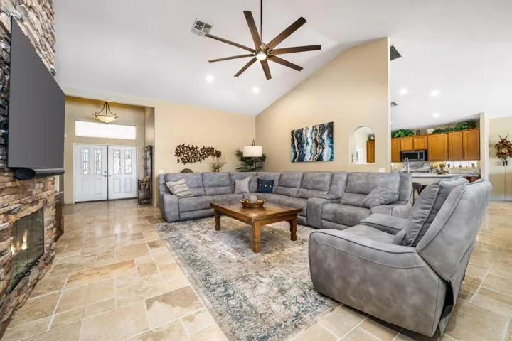 An Inviting Gathering Space