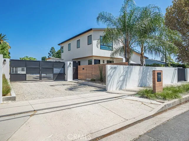 9242 Lemona, North Hills, California 91343 — photo 5