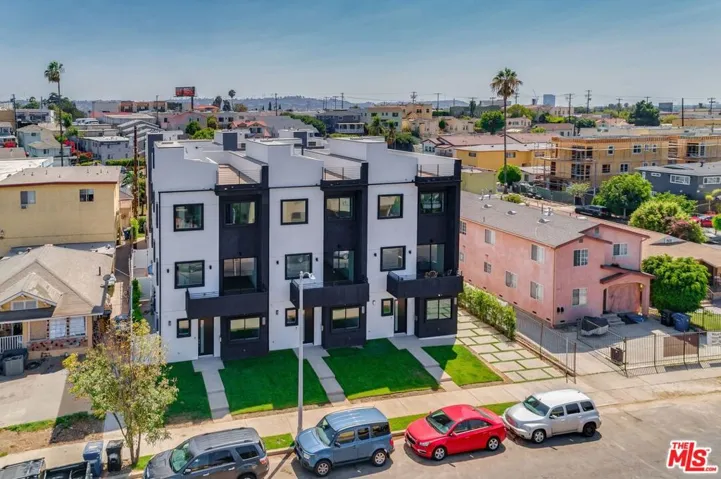 4826 W Pickford, Los Angeles, California 90019 — photo 4