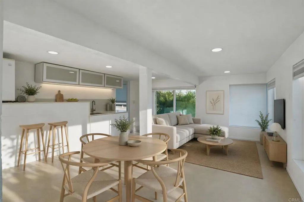 Virtually staged. Furniture and décor are digitally added. Virtually staged. Furniture and décor are digitally added.