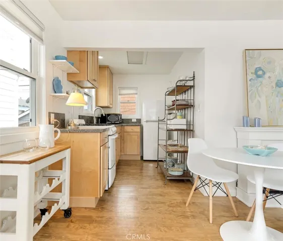 117 1/2 Amethyst Ave, Newport Beach, California 92662 — photo 4