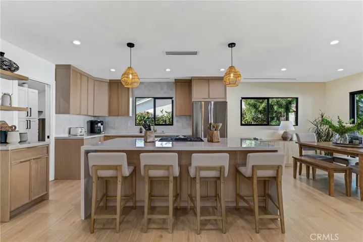 5722 Le Sage Avenue, Woodland Hills, California 91367 — photo 5