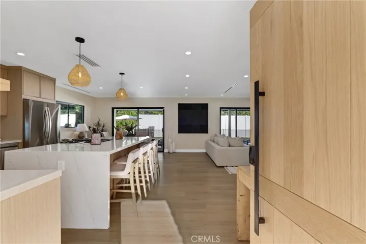 5722 Le Sage Avenue, Woodland Hills, California 91367 — photo 4