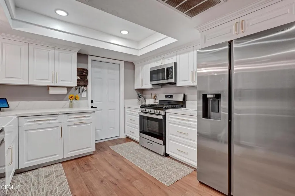 27-14380 Foothill Blvd unit 27-27 27-14380 Foothill Blvd unit 27-27
