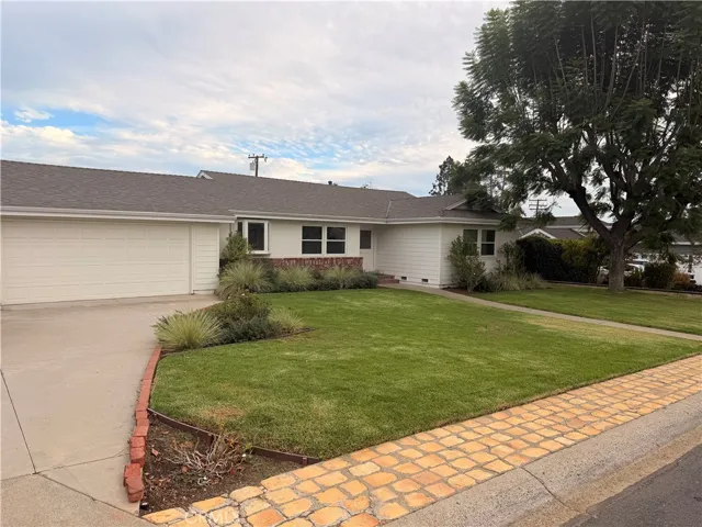 12772 Elizabeth, Tustin, California 92780 — photo 4