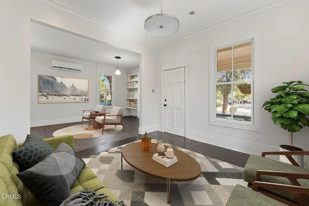 79 W Villa St-5