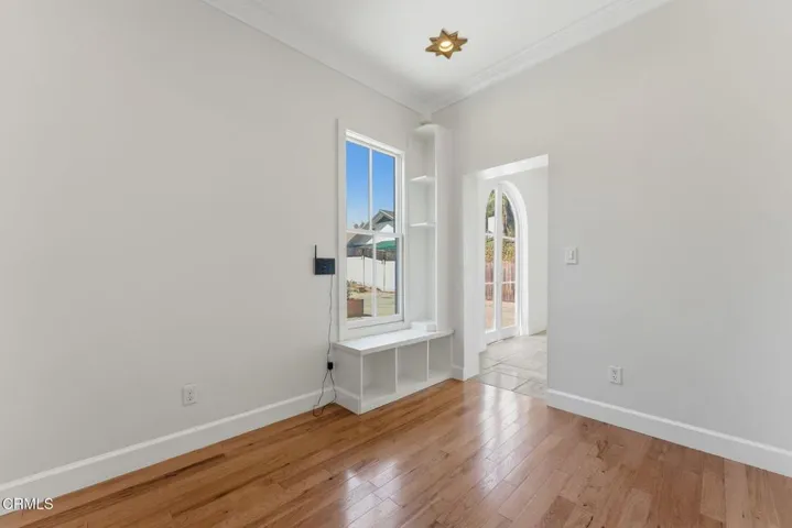 79 W Villa St-19
