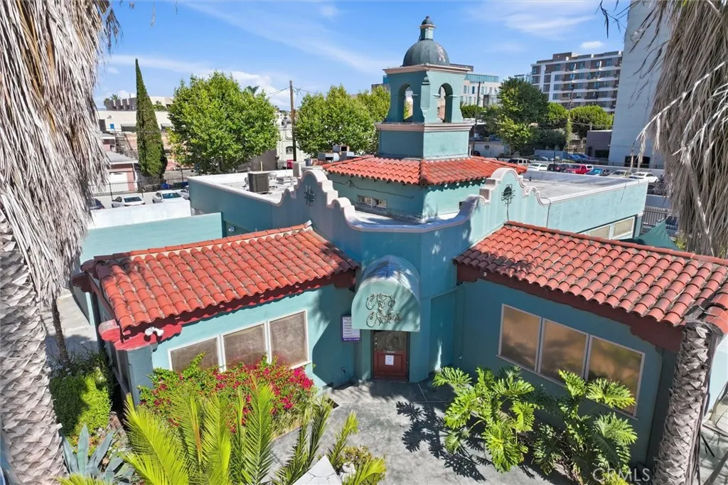 782 Pacific Ave