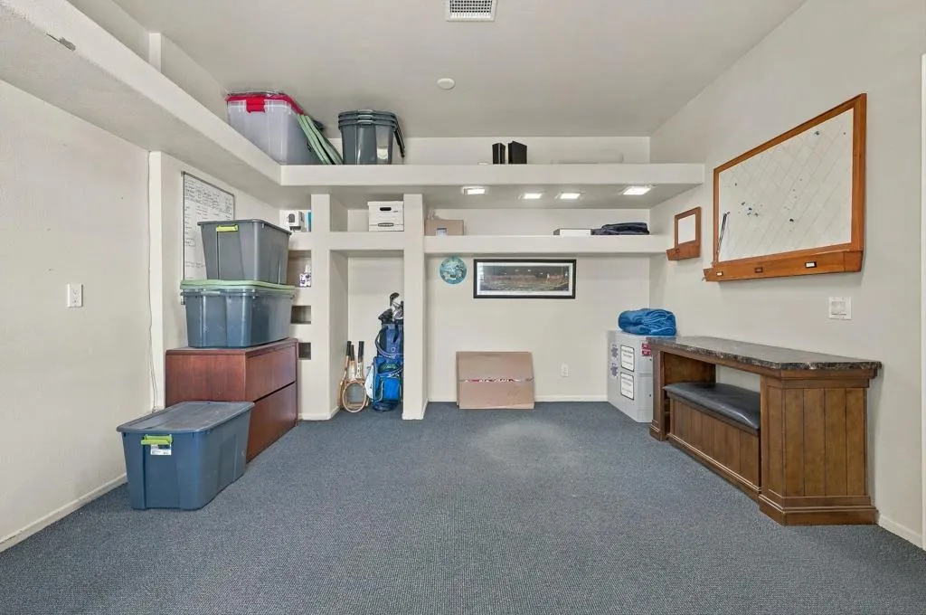 42-Office