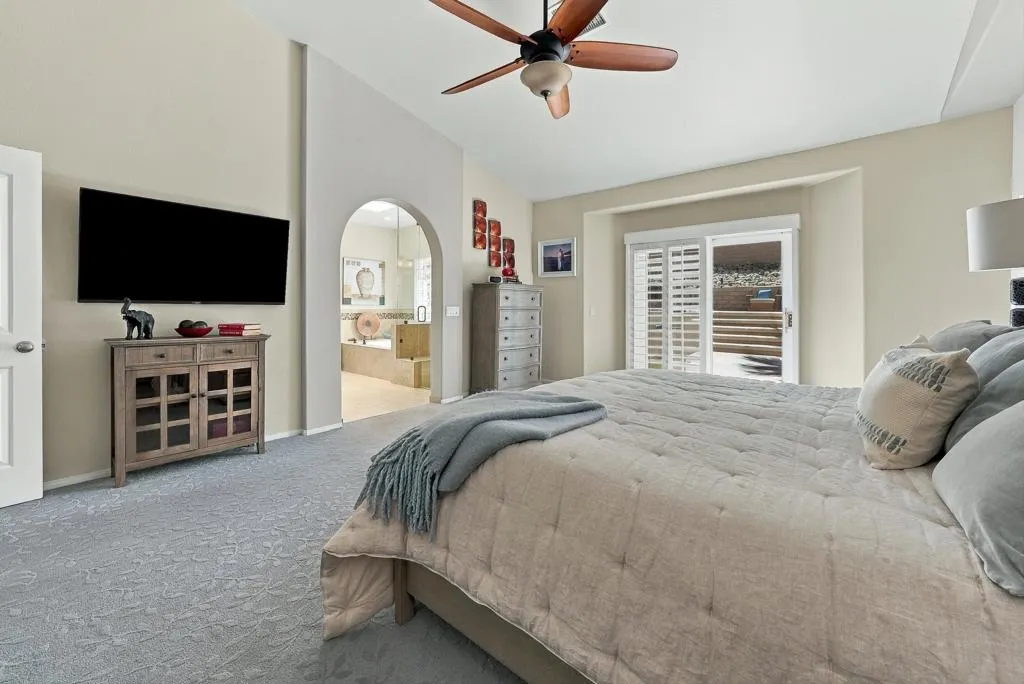 38-Master Bedroom