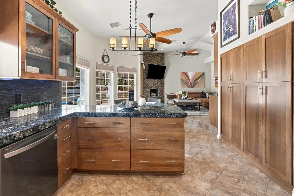 22-Kitchen & Family Room
