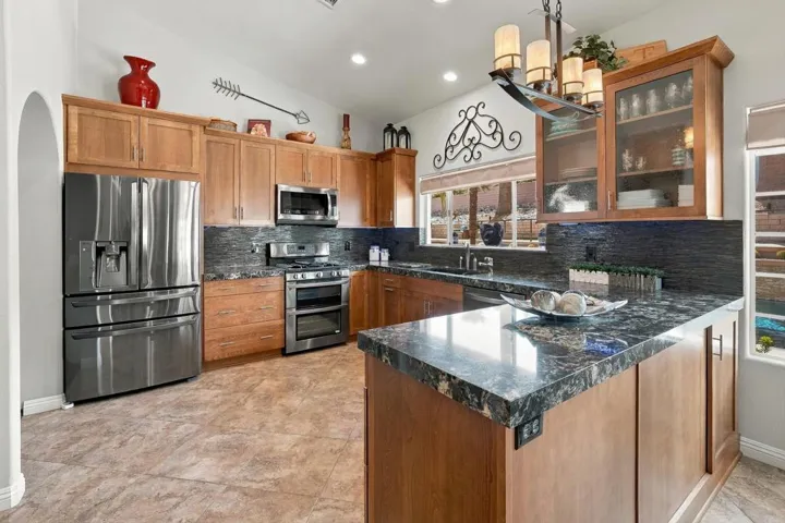 23-Kitchen