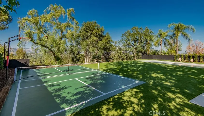 24245 Hatteras, Woodland Hills, California 91367 — photo 5