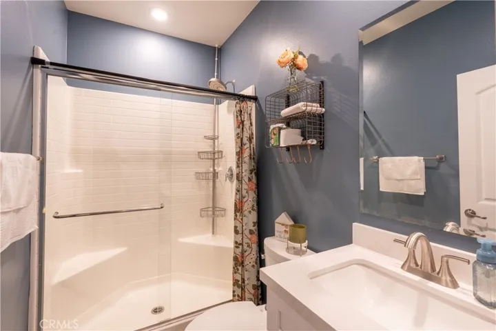 downstairs guest bath