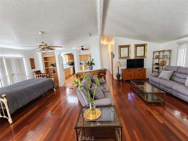 Wideview of Livingroom
