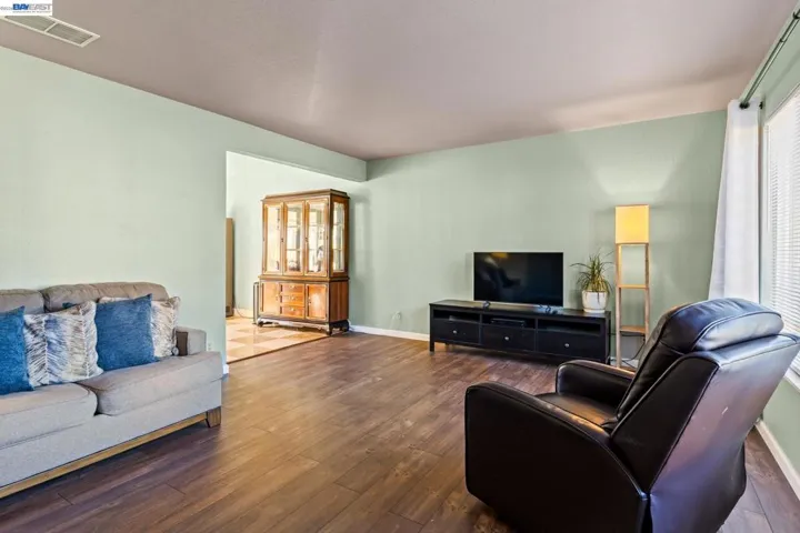 2456 Oliver Dr, Hayward, California 94545 — photo 4