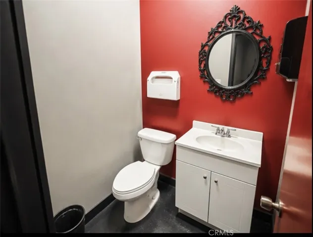 4029 W Burbank Boulevard, Burbank, California 91505 — photo 4