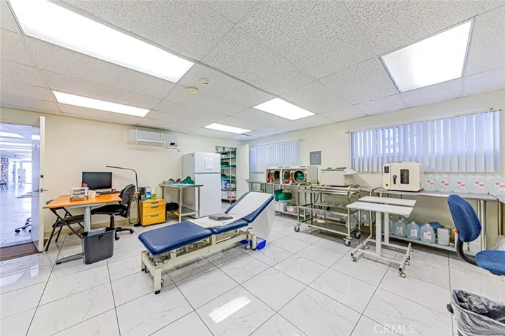 Procedure room with ductless A/C