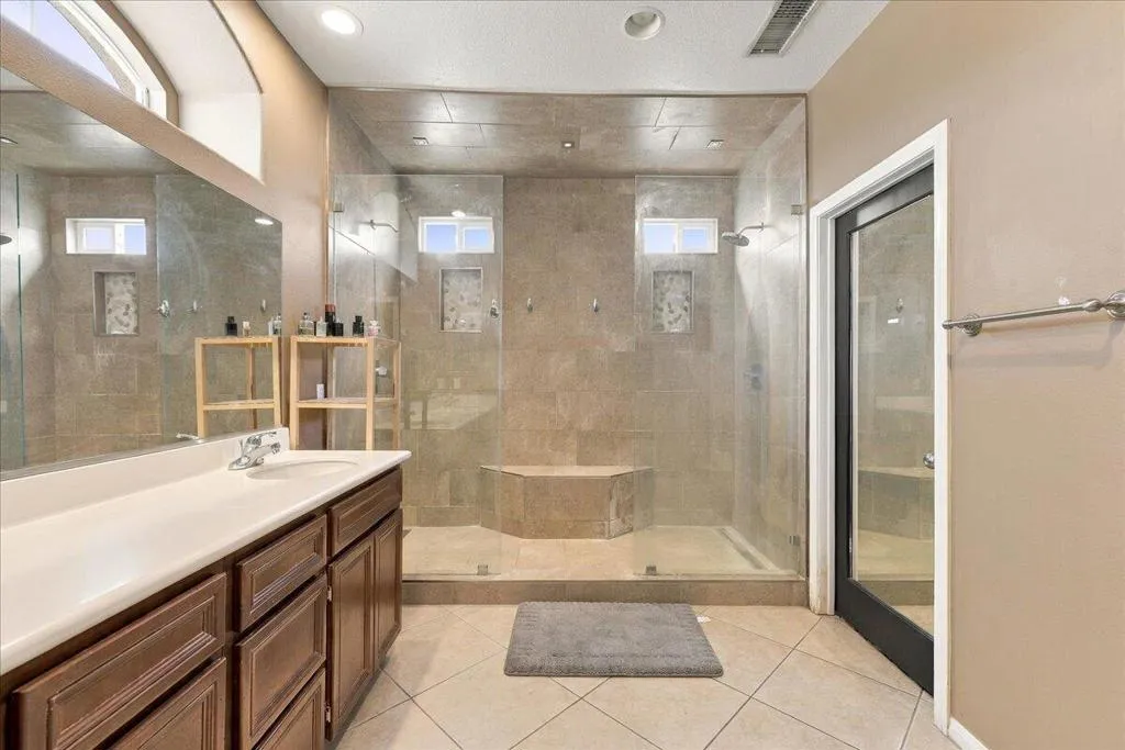22-Primary Bathroom 22-Primary Bathroom
