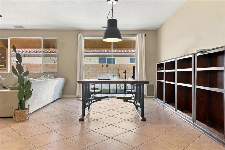 11-Dining Room