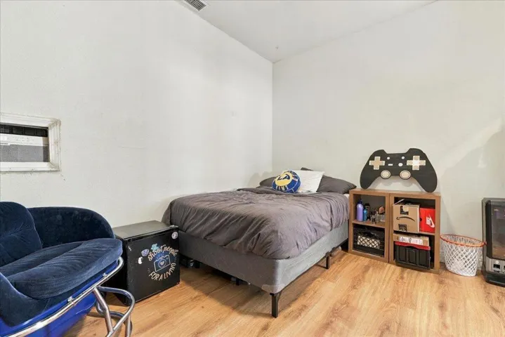33-Bedroom 4
