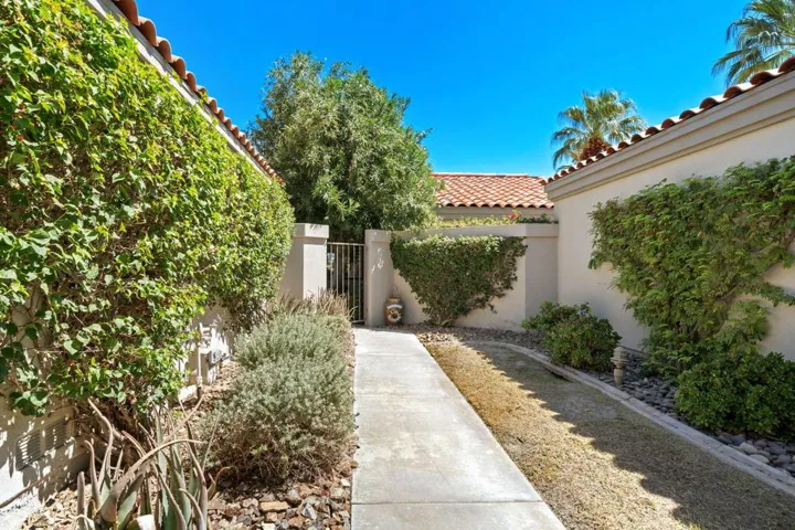 54964 Riviera, La Quinta, California 92253 — photo 5