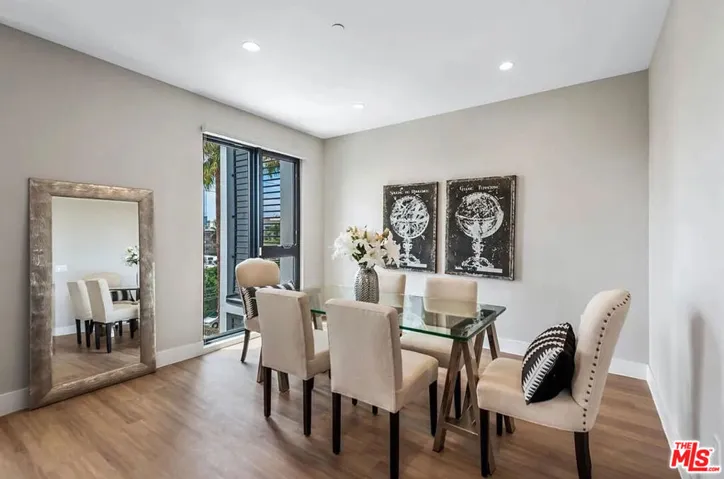 1906 Overland Avenue 201, Los Angeles, California 90025 — photo 4