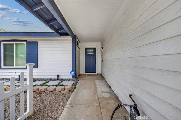 25992 Country Walk Lane, Murrieta, California 92563 — photo 4
