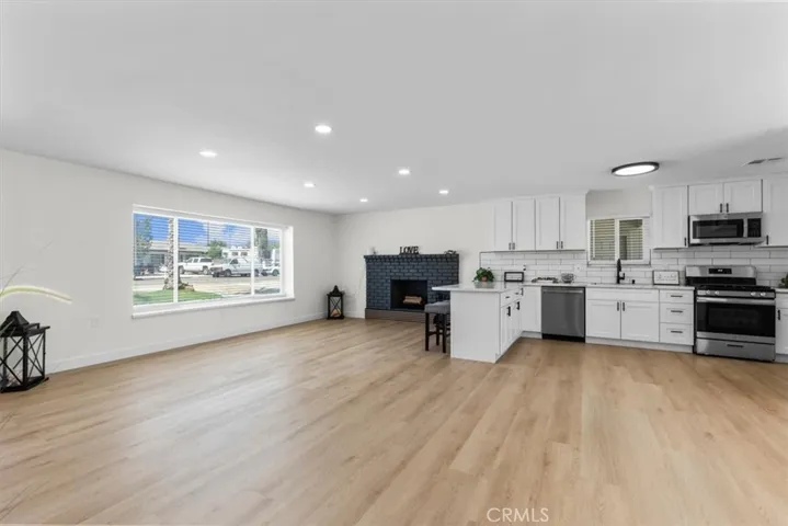 1025 Richards, Perris, California 92571 — photo 4