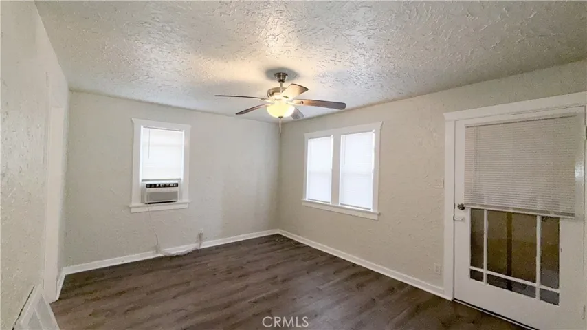5031 Bakman Avenue 2, North Hollywood, California 91601 — photo 5