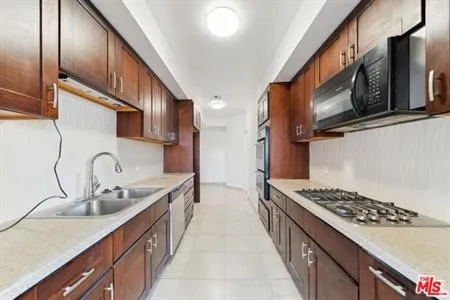 1508 Greenfield Avenue 307, Los Angeles, California 90025 — photo 5